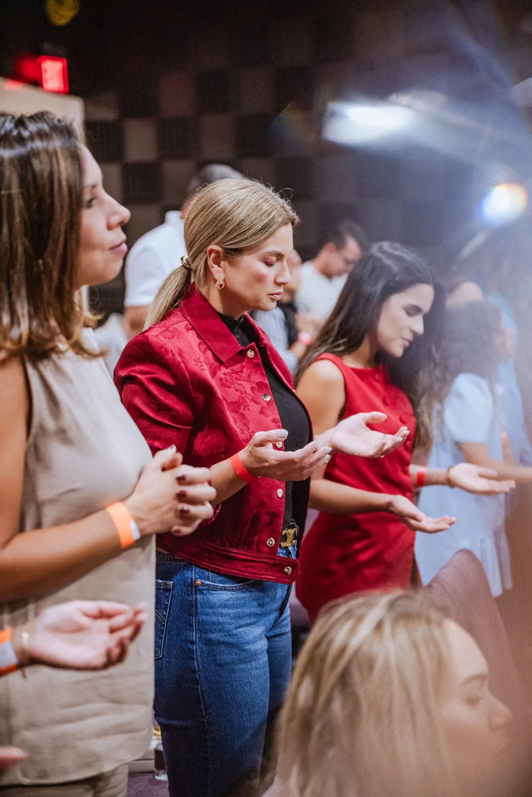 Participantes reunidas durante o encontro presencial