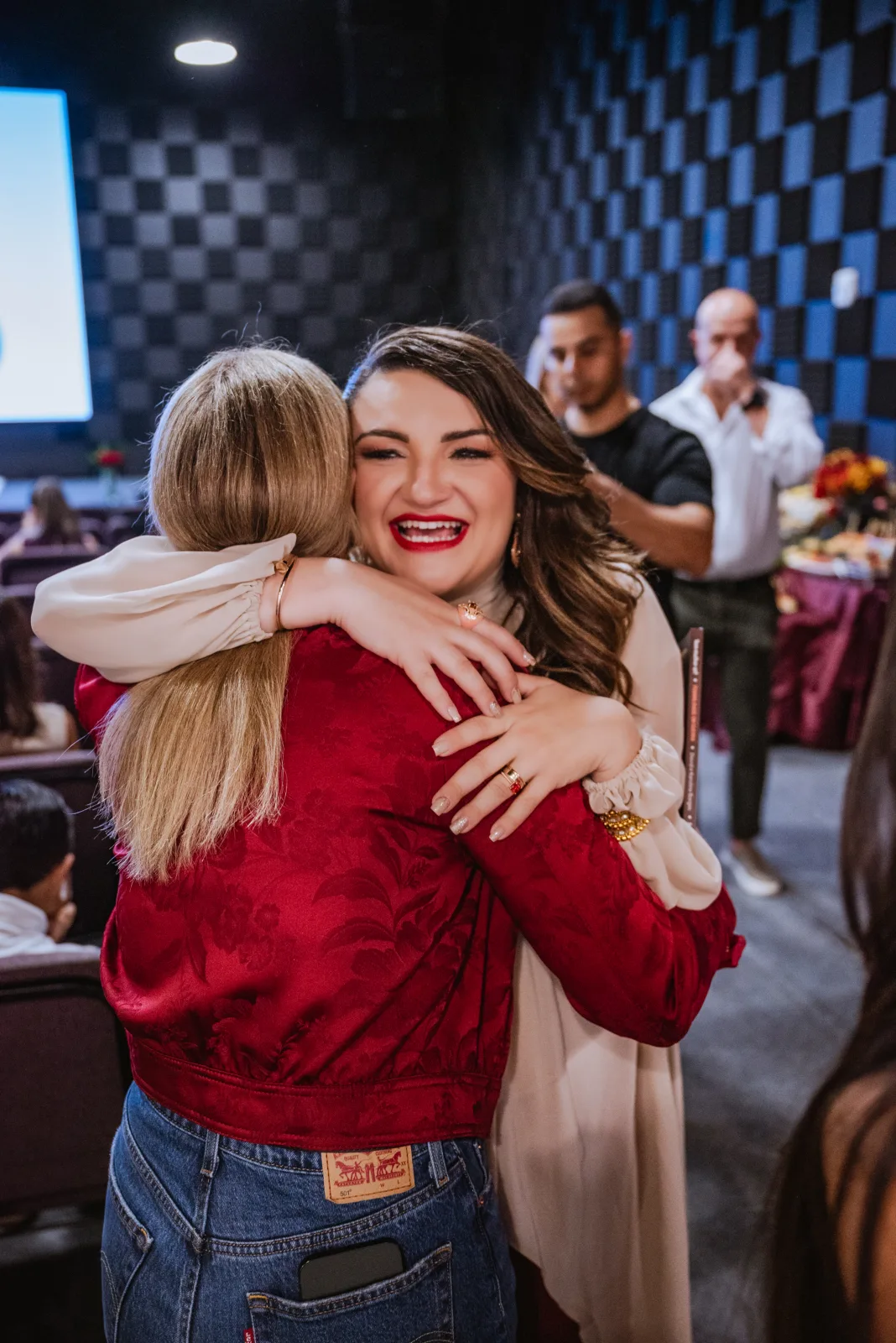 Reencontro de participantes durante o evento